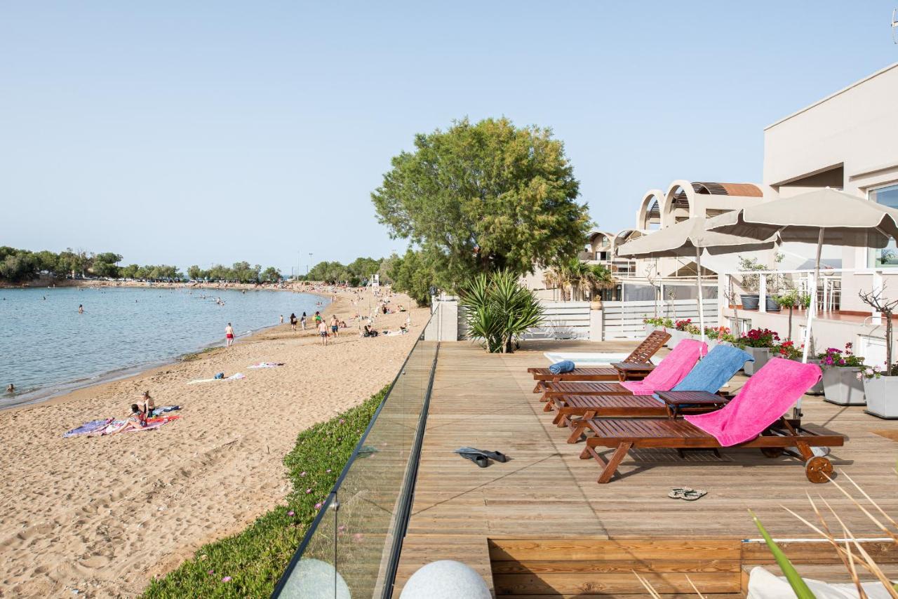 Domus Aqua Villa Kato Daratso